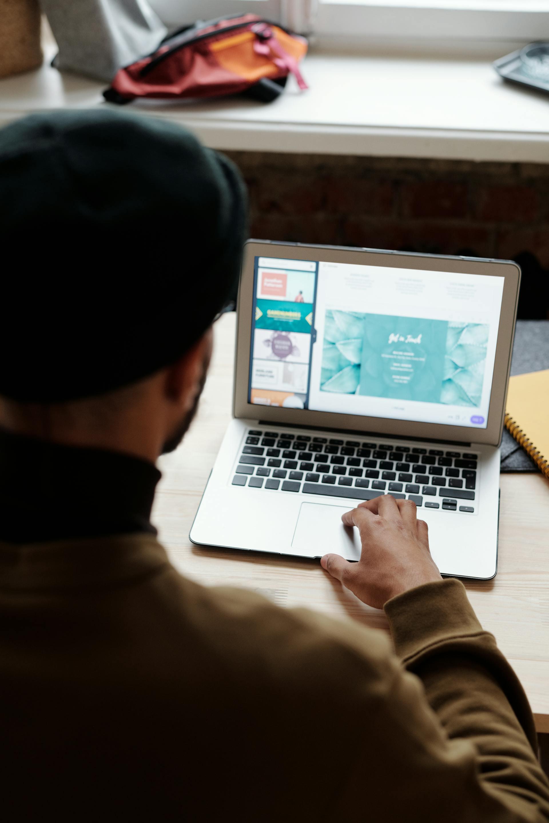 Globális e-learning program fejlesztése multinacionális környezetben