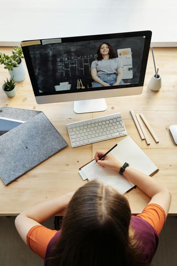E-learning tananyagok tervezése és fejlesztése